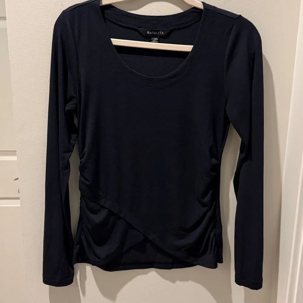 Athleta Midnight Black Long Sleeve Crisscross with Rushed Details Top size XS